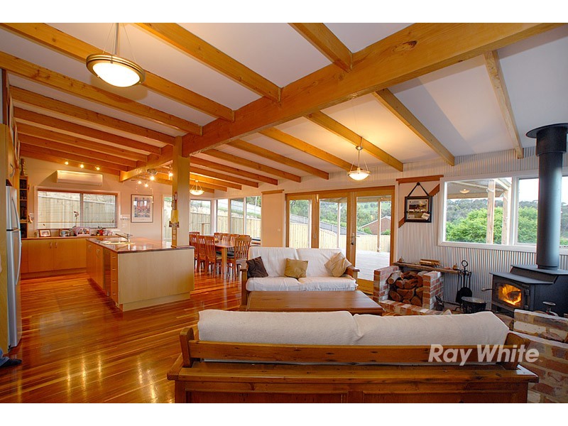 6 Walhalla Court, Beaconsfield VIC 3807