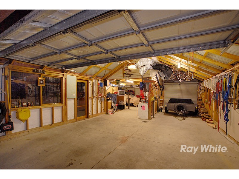 6 Walhalla Court, Beaconsfield VIC 3807