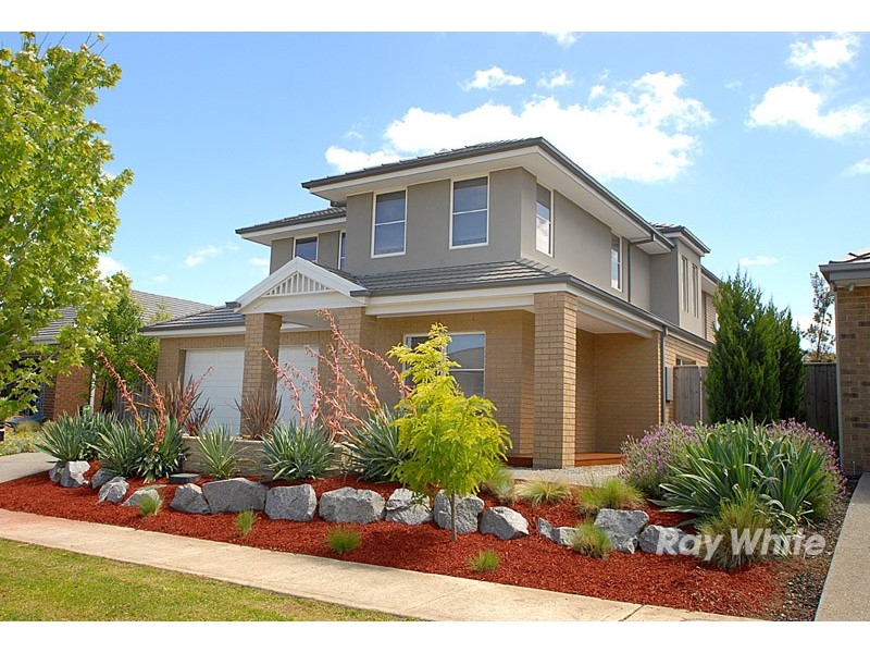 12 Chase Boulevard, Berwick VIC 3806