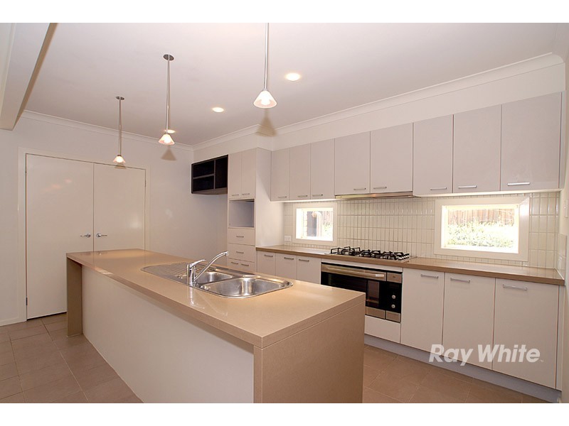 12 Chase Boulevard, Berwick VIC 3806