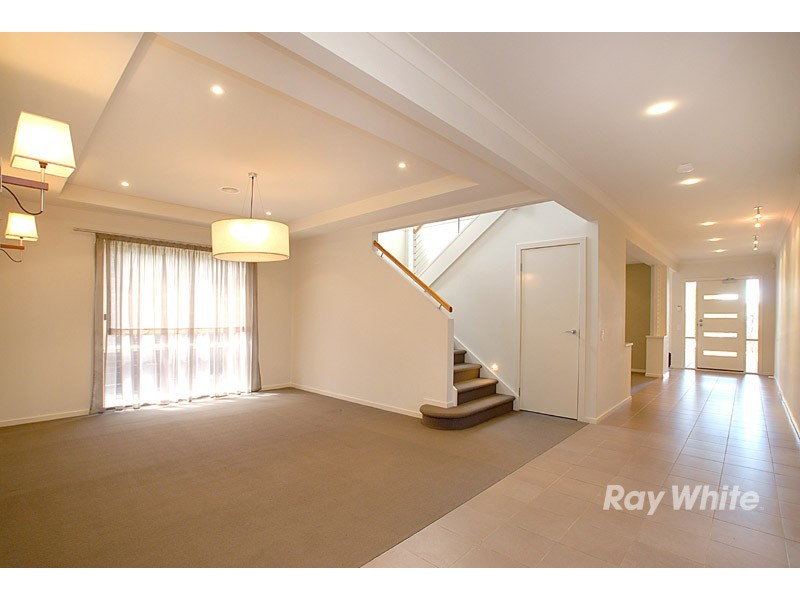 12 Chase Boulevard, Berwick VIC 3806