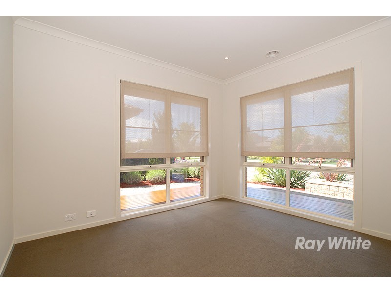 12 Chase Boulevard, Berwick VIC 3806