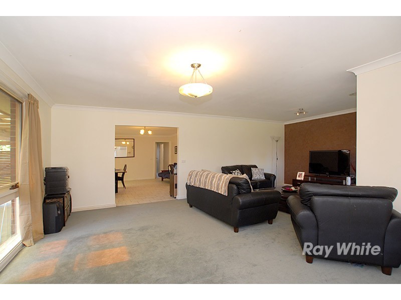 23 Somerville Road, Hampton Park VIC 3976