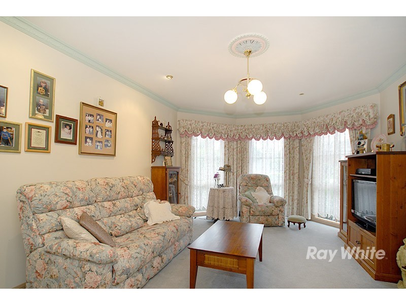 160 Telford Drive, Berwick VIC 3806