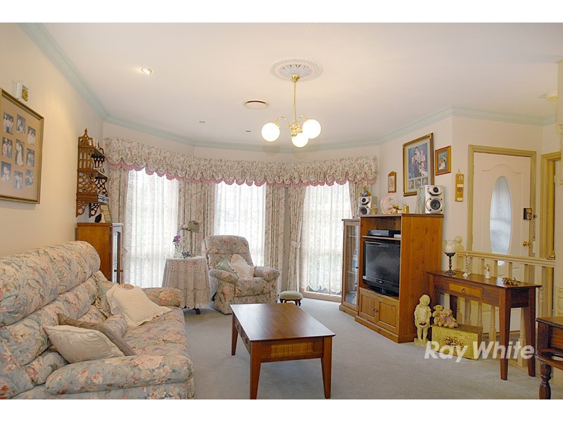 160 Telford Drive, Berwick VIC 3806