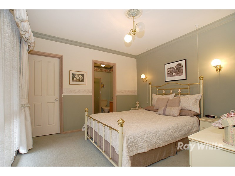 160 Telford Drive, Berwick VIC 3806