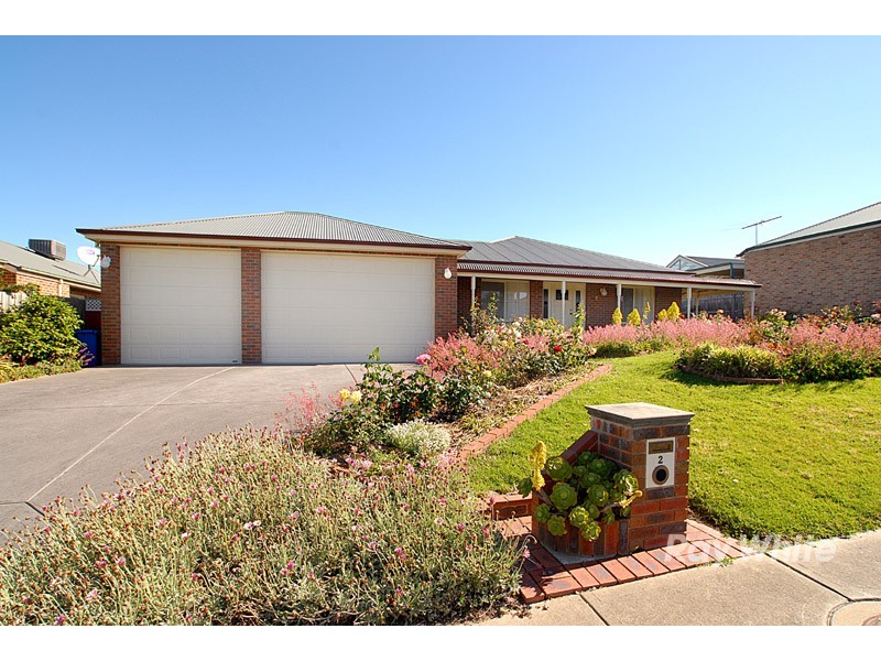 2 Moonbeam Close, Narre Warren South VIC 3805