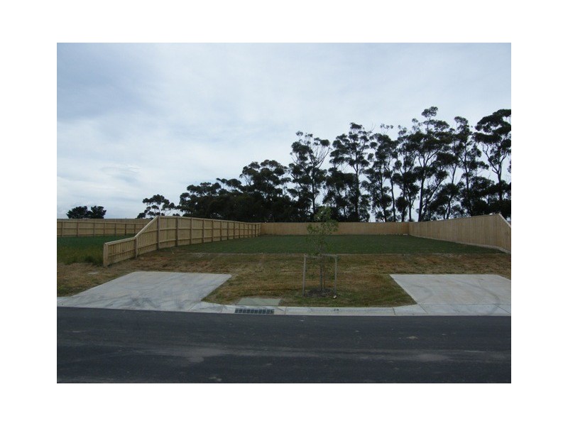 Lot 1020  Arthur Phillip Drive, Pakenham VIC 3810