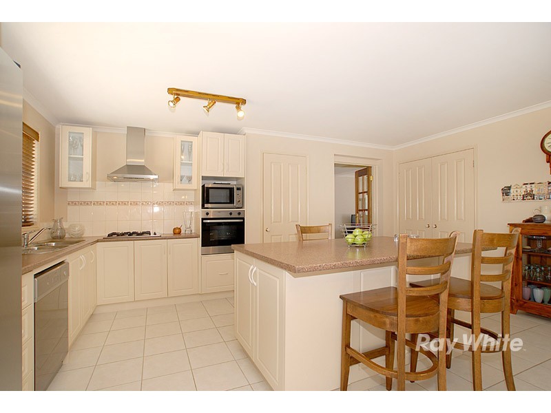 6 Caulfield Court, Narre Warren VIC 3805