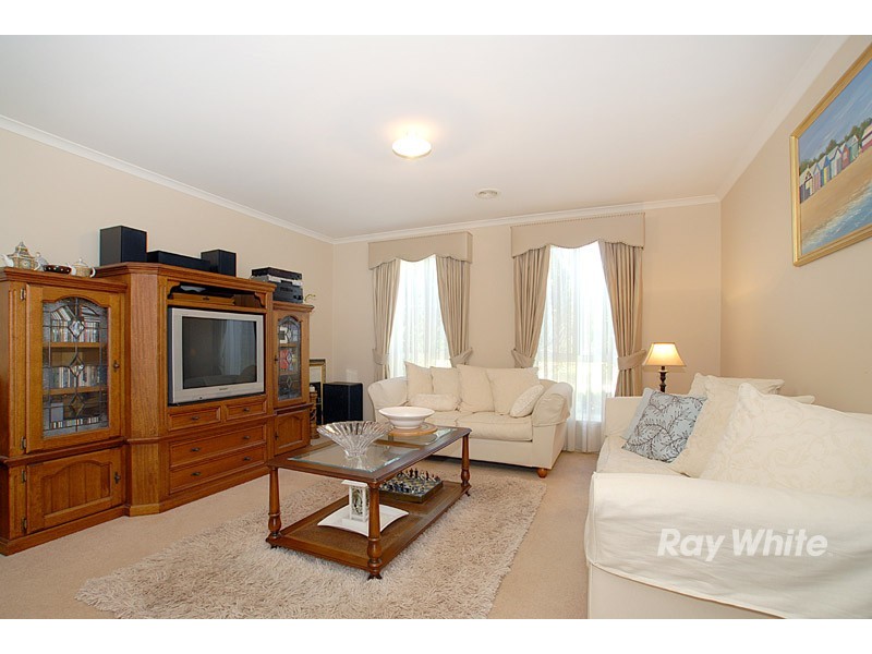 6 Caulfield Court, Narre Warren VIC 3805