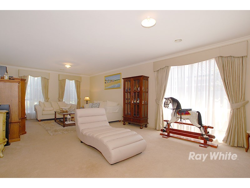 6 Caulfield Court, Narre Warren VIC 3805