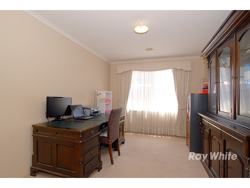 6 Caulfield Court, Narre Warren VIC 3805