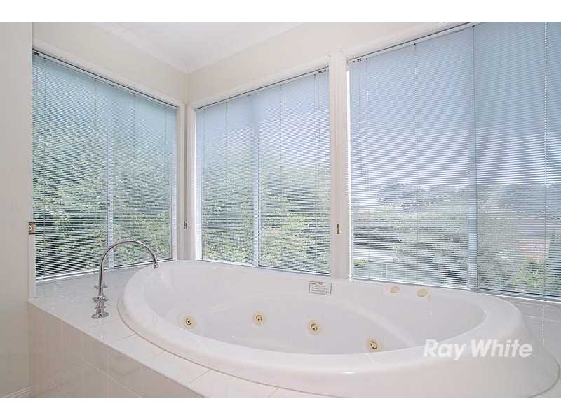 7 St Johns Wood Terrace, Berwick VIC 3806