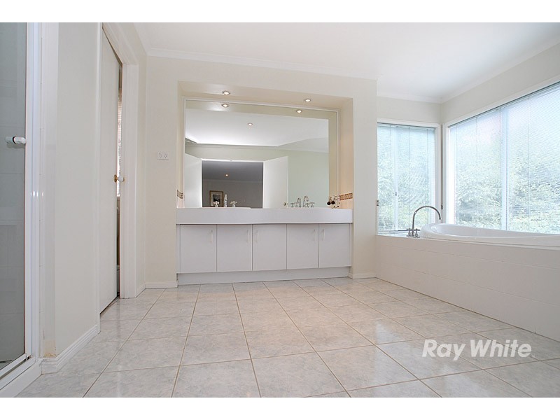 7 St Johns Wood Terrace, Berwick VIC 3806