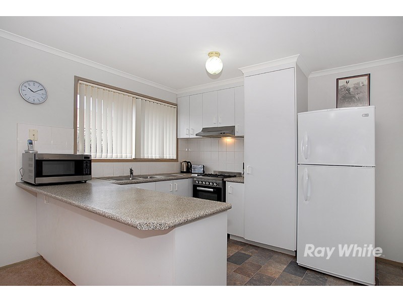 38 Bellevue Drive, Berwick VIC 3806