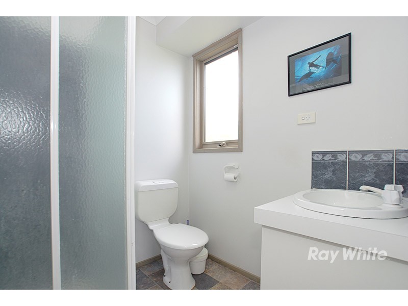 38 Bellevue Drive, Berwick VIC 3806