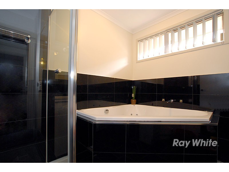 11 Landhill Court, Hallam VIC 3803