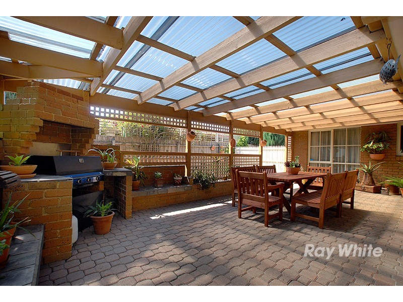 12 Fleetwood Drive, Narre Warren VIC 3805