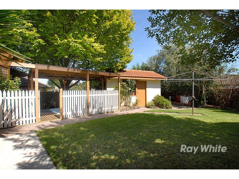 12 Fleetwood Drive, Narre Warren VIC 3805