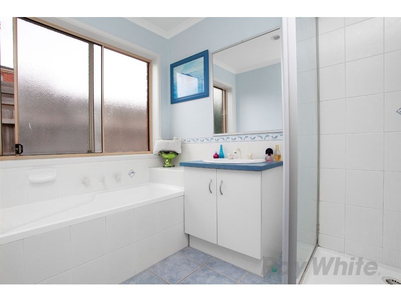 18 Bateman Grove, Hampton Park VIC 3976