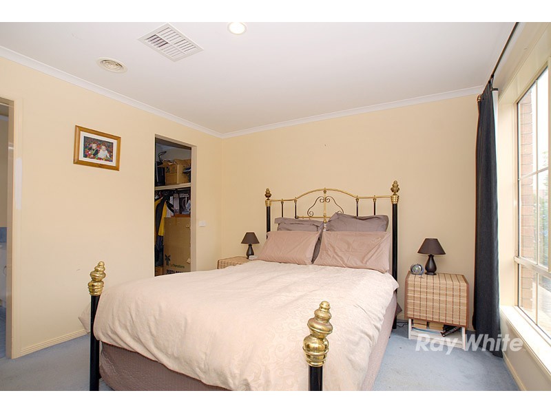 18 Alston Court, Narre Warren South VIC 3805