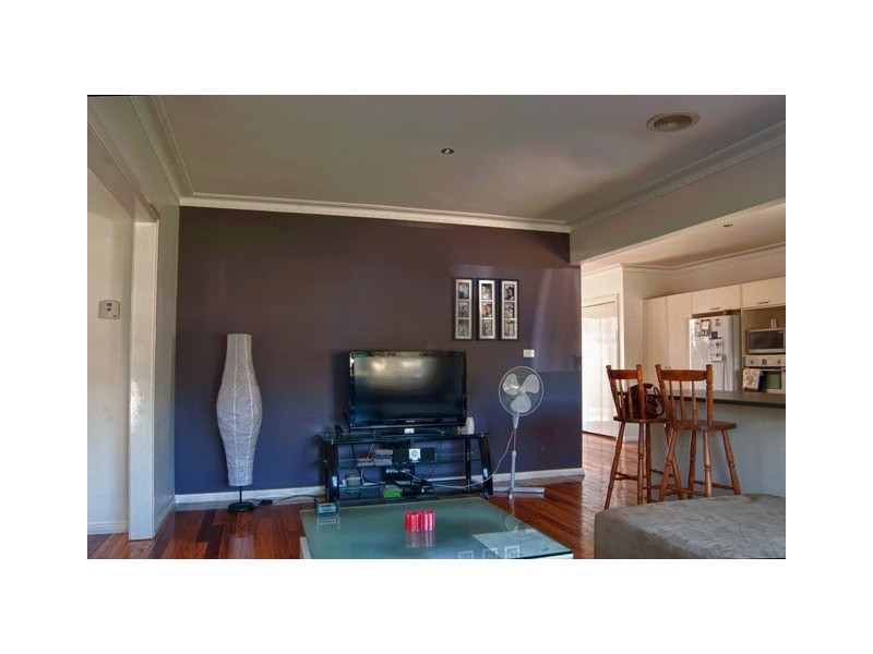 1/56 Albert Road, Hallam VIC 3803