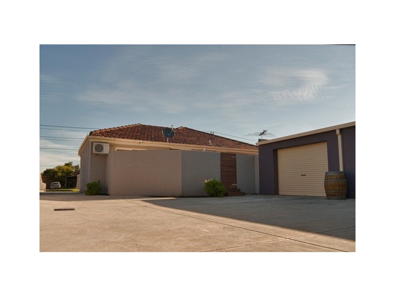 1/56 Albert Road, Hallam VIC 3803