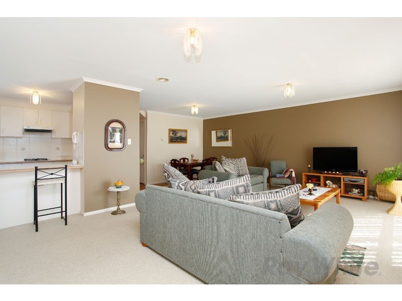 11/5 William Road, Berwick VIC 3806