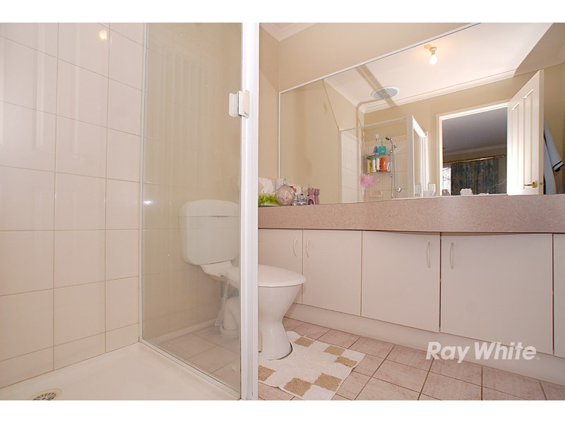 32 Lighthorse Crescent, Narre Warren South VIC 3805