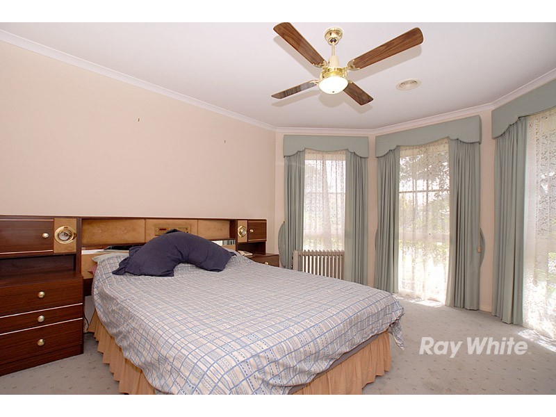 4 Hillston Court, Narre Warren South VIC 3805