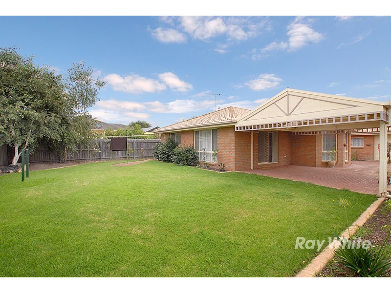 4 Hillston Court, Narre Warren South VIC 3805