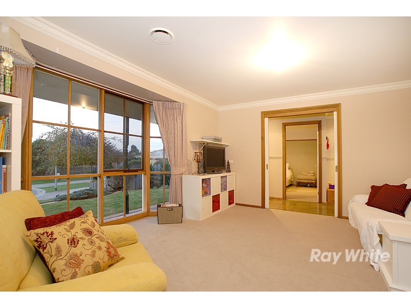 6 Lucy Court, Narre Warren VIC 3805