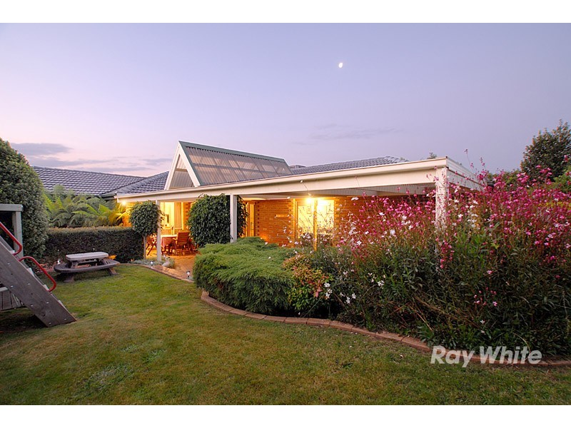 6 Lucy Court, Narre Warren VIC 3805