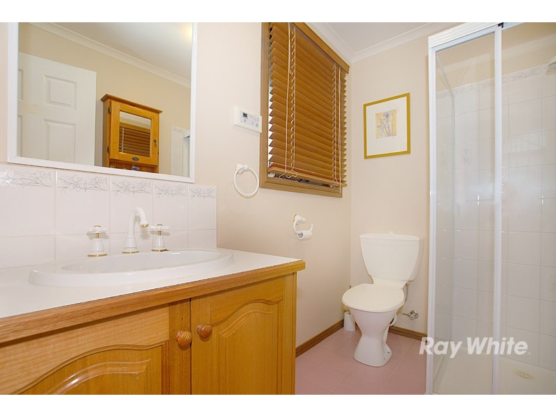 6 Lucy Court, Narre Warren VIC 3805