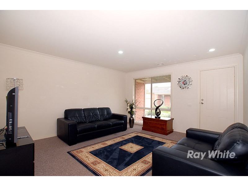 7/133 Bemersyde Drive, Berwick VIC 3806