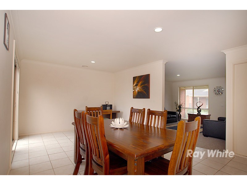 7/133 Bemersyde Drive, Berwick VIC 3806