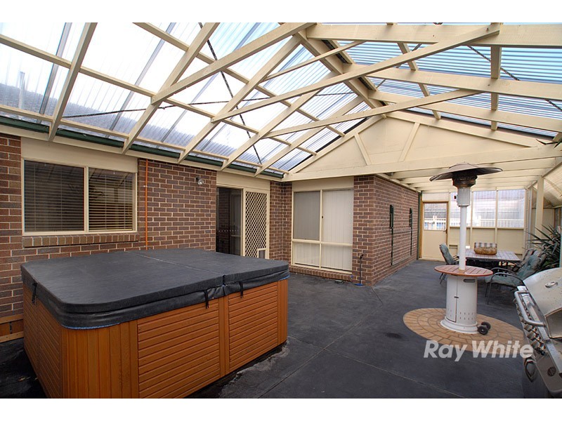 115 The Promonade, Narre Warren South VIC 3805