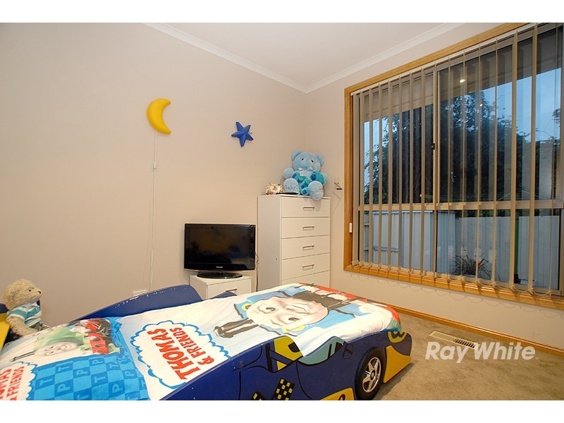 2 Sage Place, Narre Warren VIC 3805