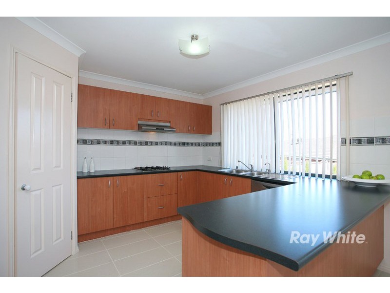 127 Robinswood Parade, Narre Warren South VIC 3805