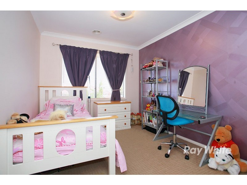 127 Robinswood Parade, Narre Warren South VIC 3805