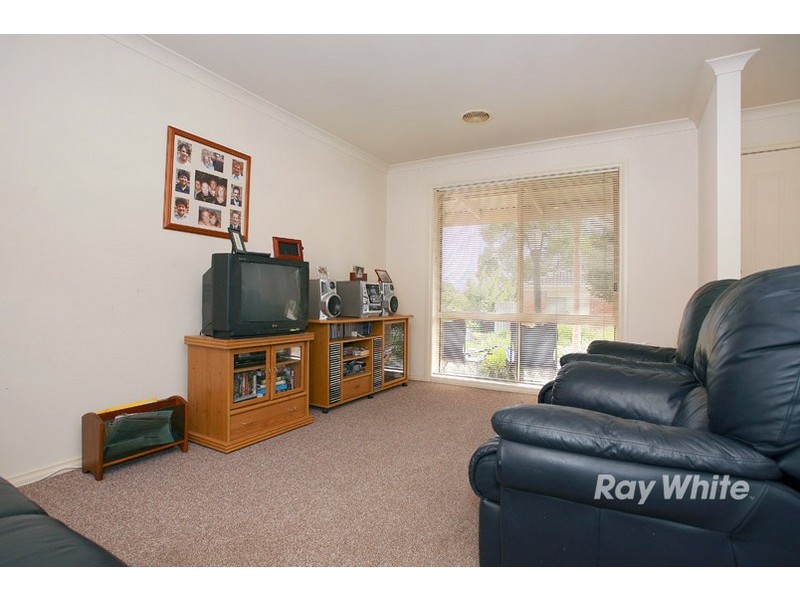 3/133 Bemersyde Drive, Berwick VIC 3806