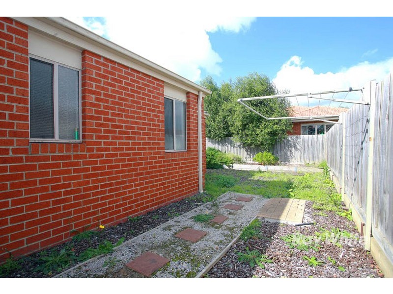 3/133 Bemersyde Drive, Berwick VIC 3806