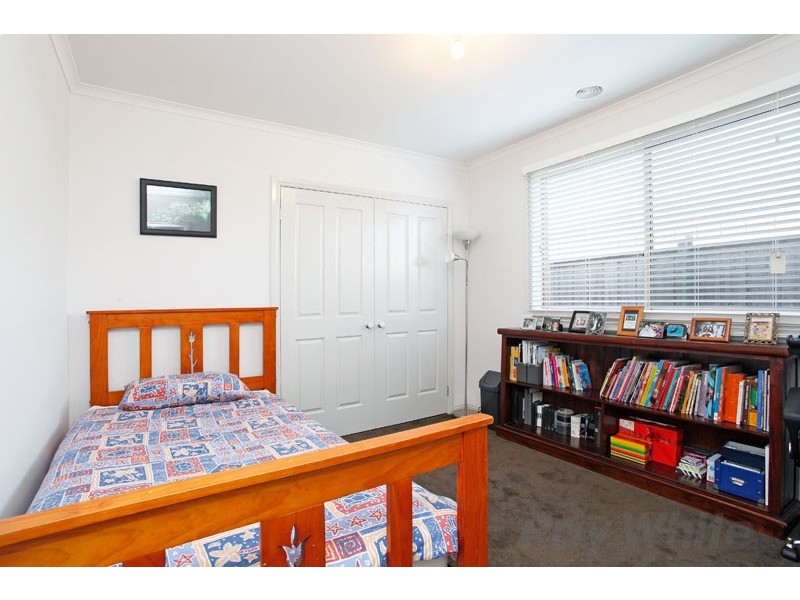 21 Ashmore Avenue, Narre Warren South VIC 3805