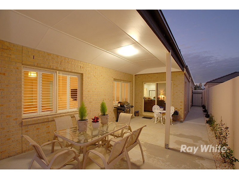 7 Discovery Avenue, Cranbourne North VIC 3977