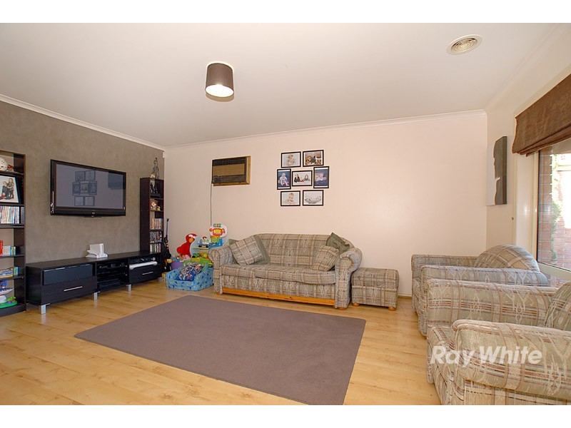 14 Balmaceda Court, Berwick VIC 3806