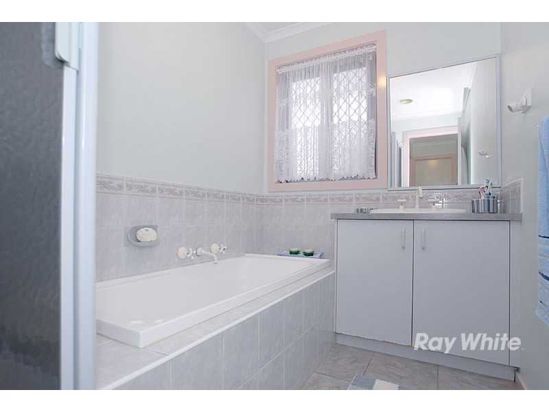 1 Bella Crescent, Hallam VIC 3803