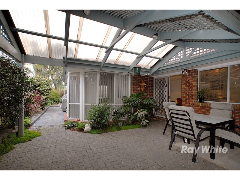 12 Stephanie Close, Berwick VIC 3806