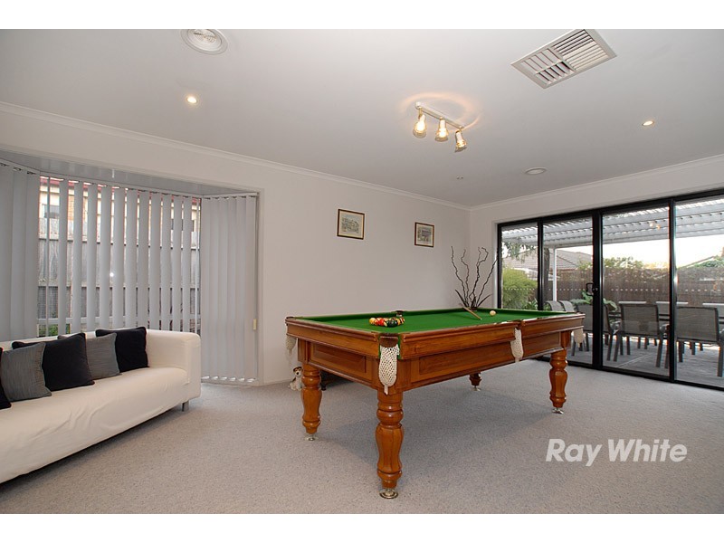12 Stephanie Close, Berwick VIC 3806