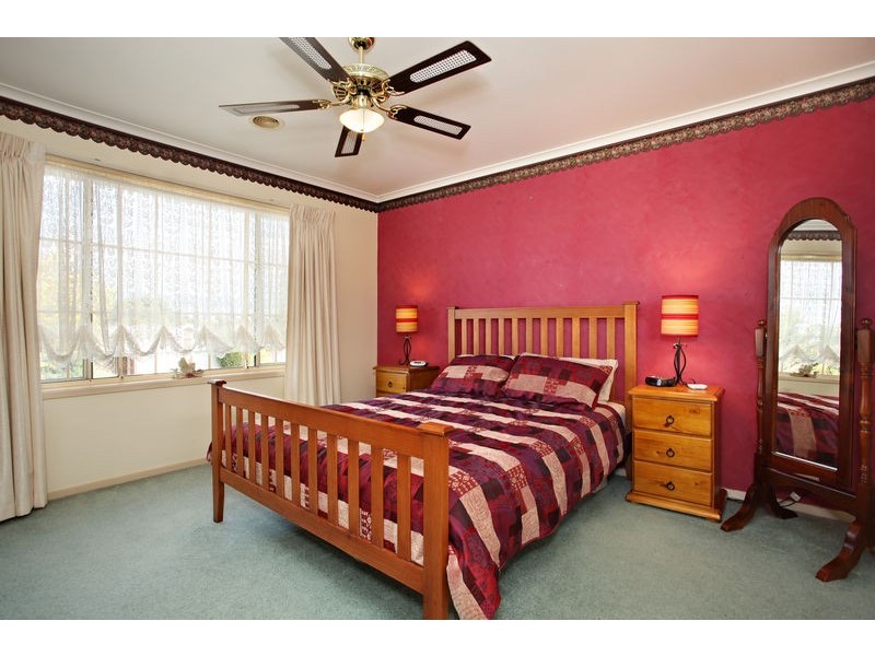 6 Alema Court, Narre Warren South VIC 3805