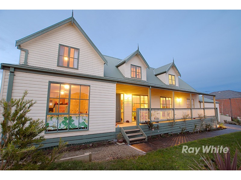 65 The Circuit, Pakenham VIC 3810